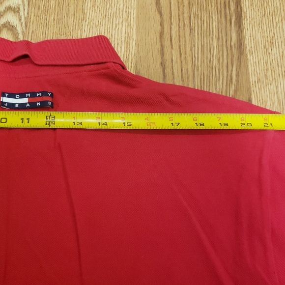 😎 2/$18 *Red Tommy Hilfiger polo - Picture 2 of 3